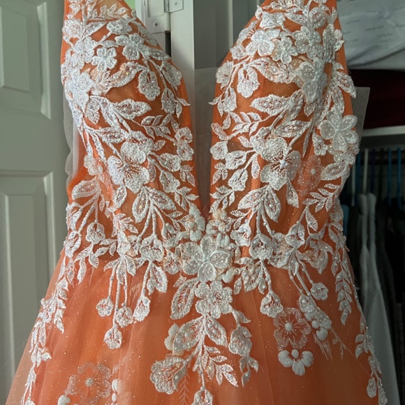 Sherri Hill gown - Picture 3 of 6